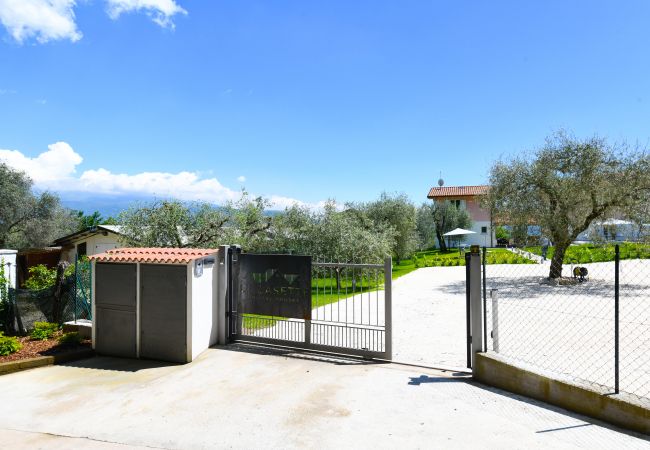 Villa in Toscolano-Maderno - Le Casette - Leccino by Garda FeWo Villa in Toscolano-Maderno - Le Casette - Leccino by Garda FeWo