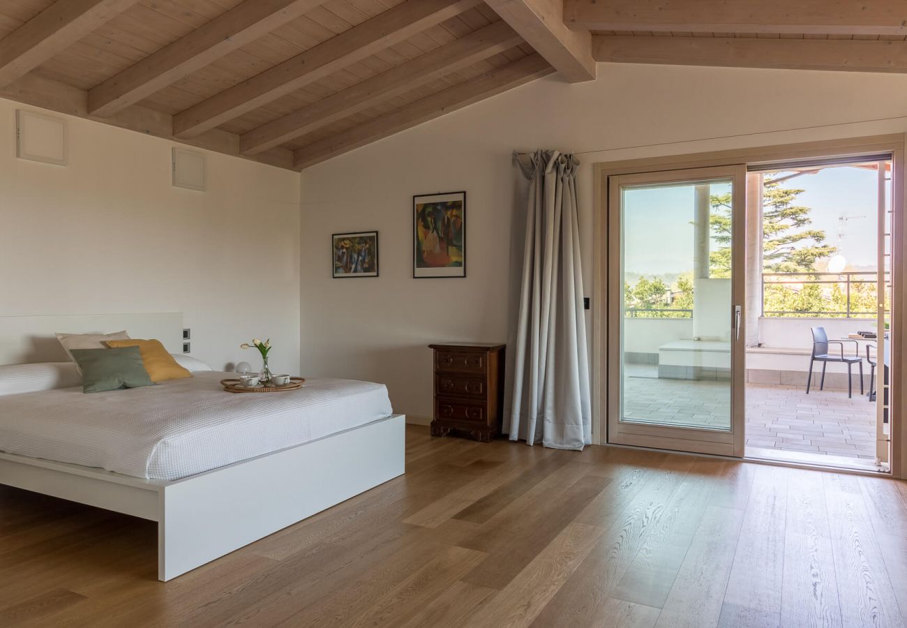 Villa in Padenghe sul Garda - Villa Gioia by Garda FeWo