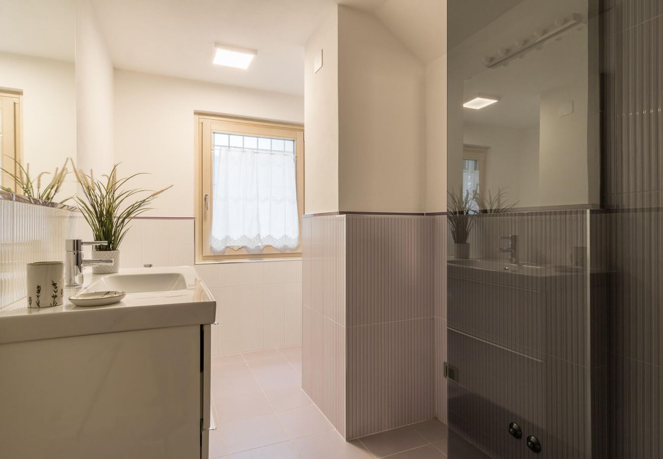 Villa in Padenghe sul Garda - Villa Gioia by Garda FeWo