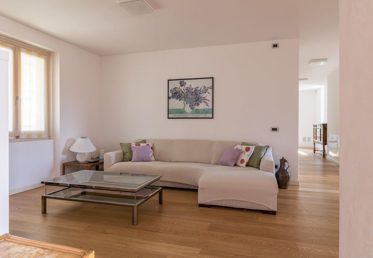 Villa in Padenghe sul Garda - Villa Gioia by Garda FeWo