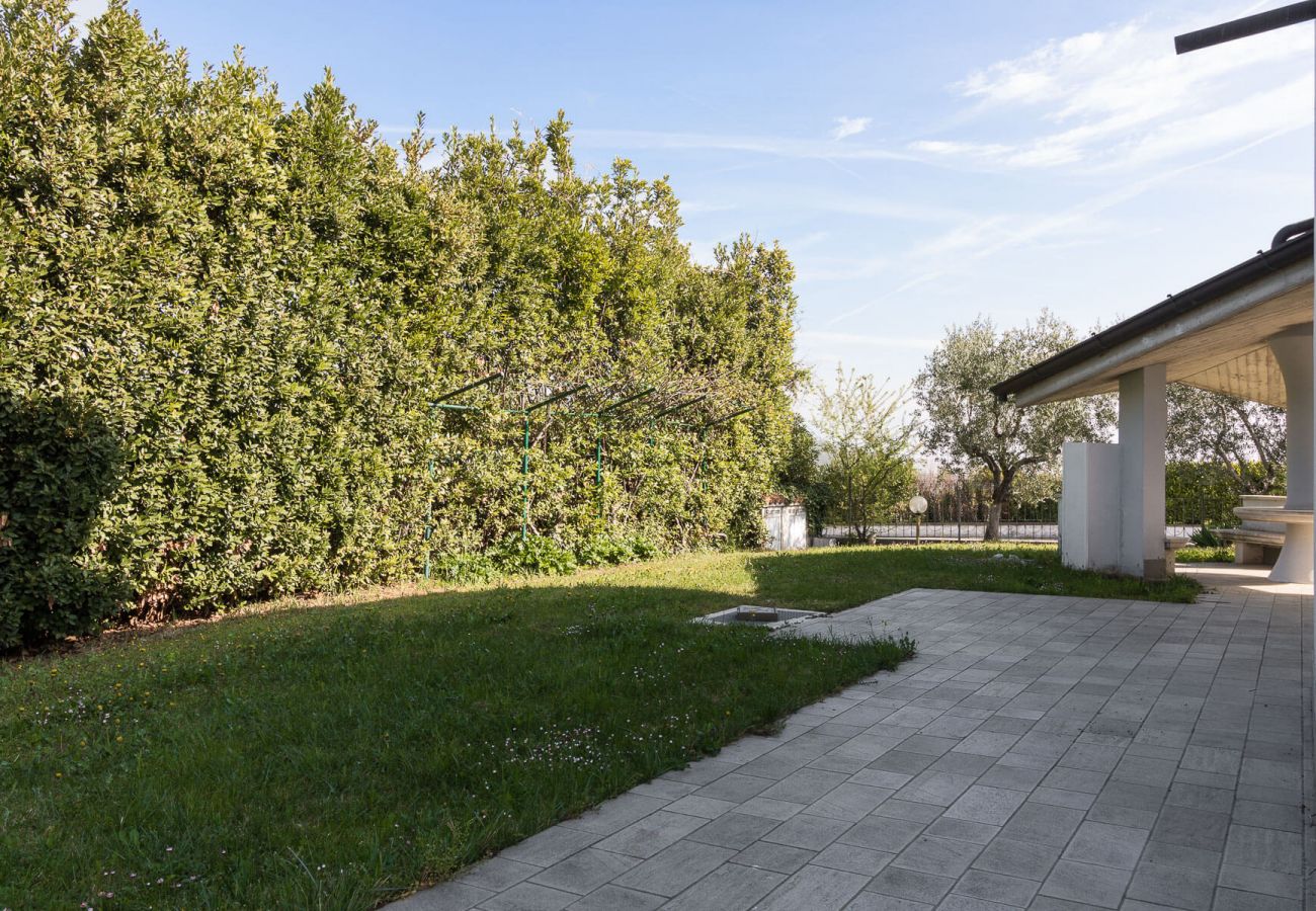 Villa in Padenghe sul Garda - Villa Gioia by Garda FeWo