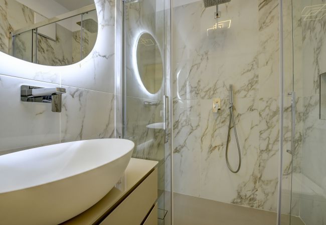 Ferienwohnung in Desenzano del Garda - 13- APA DOM Ferienwohnung in Desenzano del Garda - 13- APA DOM