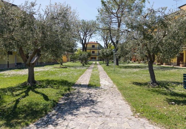 Ferienwohnung in Manerba del Garda - Il Professore Lakefront by Garda FeWo Ferienwohnung in Manerba del Garda - Il Professore Lakefront by Garda FeWo