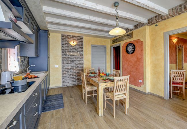 Ferienwohnung in Tignale - Regina - adults only apartment Ferienwohnung in Tignale - Regina - adults only apartment