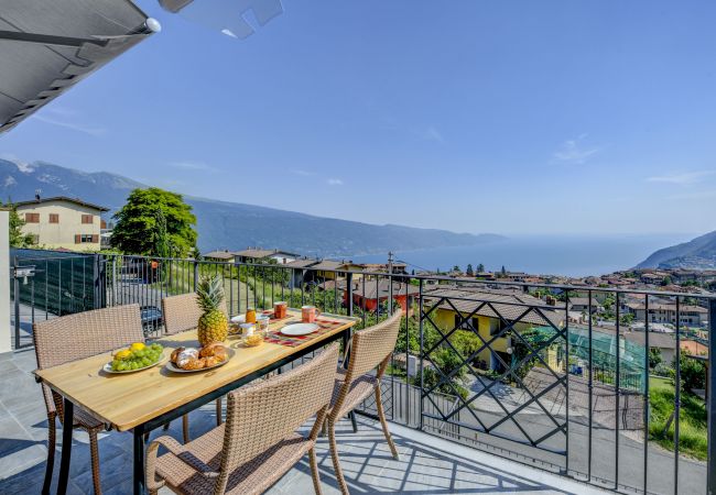 Ferienwohnung in Tignale - Regina - adults only apartment Ferienwohnung in Tignale - Regina - adults only apartment