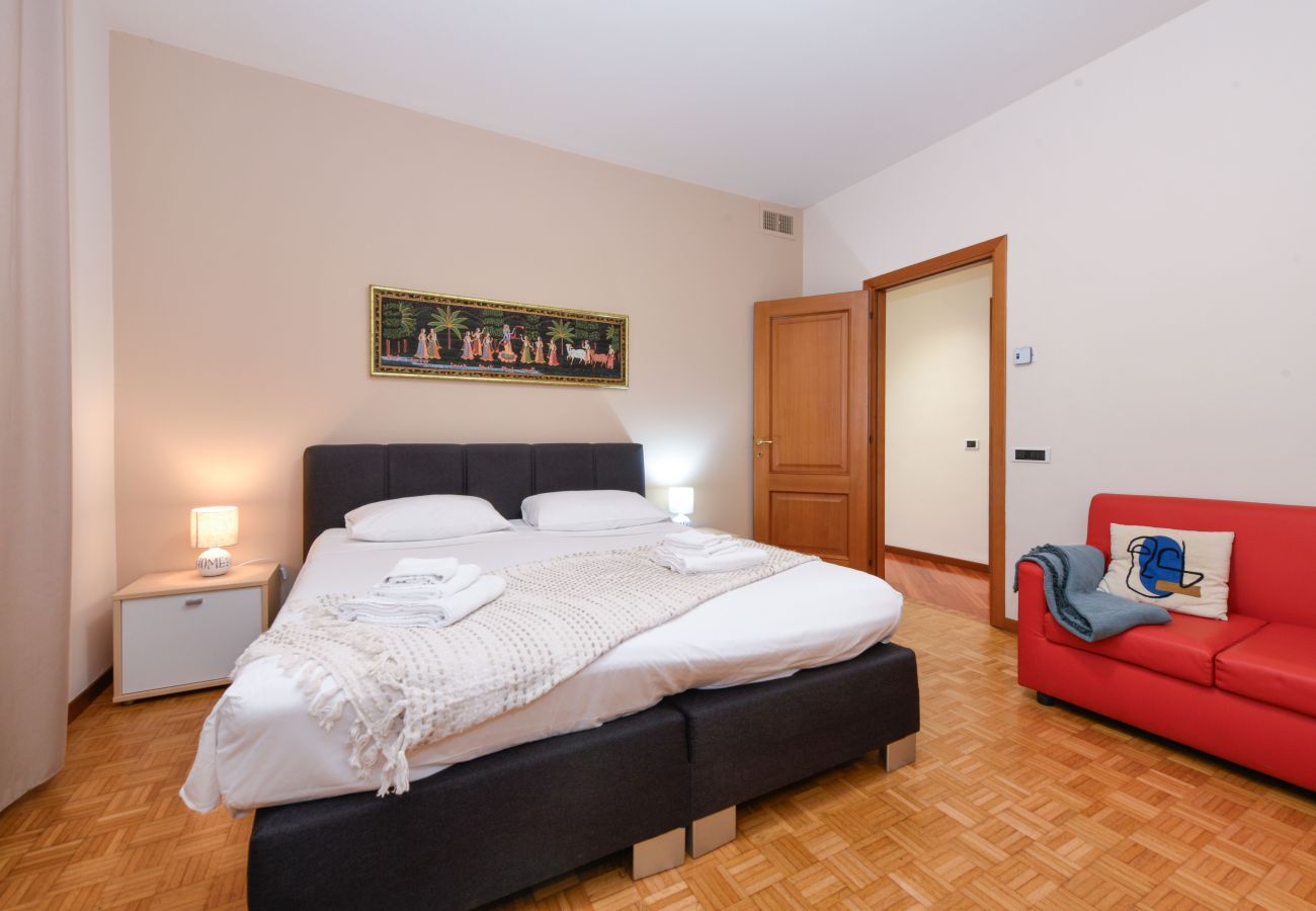 Ferienwohnung in Desenzano del Garda - 28-Desenzanoloft : CHARMING ON THE LAKE