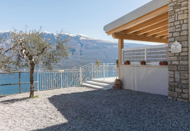 Ferienwohnung in Tignale - .Glicine by Garda FeWo Ferienwohnung in Tignale - .Glicine by Garda FeWo