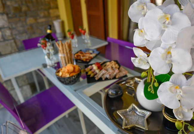 Villa in Desenzano del Garda - 20- LUXURYSUITE WITH JACUZZI AND GARDEN Villa in Desenzano del Garda - 20- LUXURYSUITE WITH JACUZZI AND GARDEN