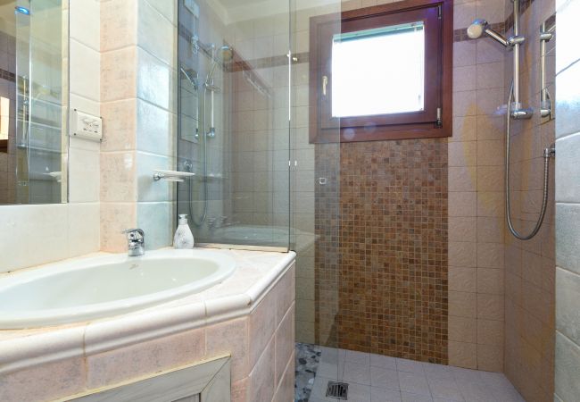 Ferienhaus in Manerba del Garda - Villa Bella by Garda FeWo Ferienhaus in Manerba del Garda - Villa Bella by Garda FeWo