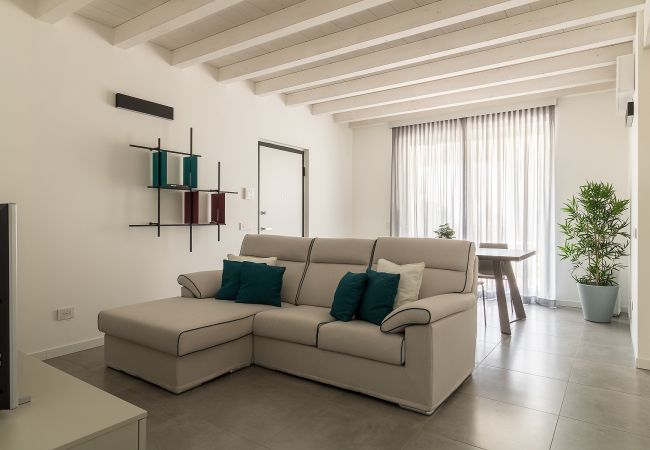 Ferienwohnung in Manerba del Garda - Cittadella 7 by Garda FeWo Ferienwohnung in Manerba del Garda - Cittadella 7 by Garda FeWo