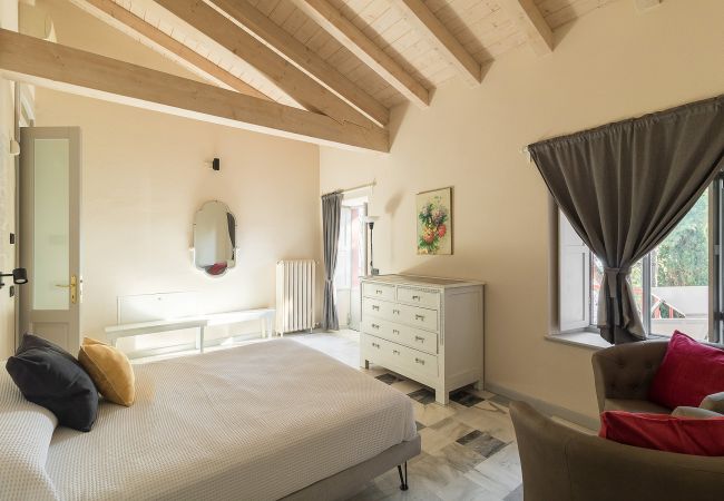 Ferienwohnung in Salò - La Darsena by Garda FeWo Ferienwohnung in Salò - La Darsena by Garda FeWo