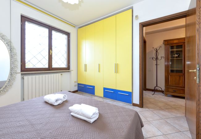 Doppelhaushälfte in Soiano del Lago - Casa Cri Cri by Garda feWo Doppelhaushälfte in Soiano del Lago - Casa Cri Cri by Garda feWo