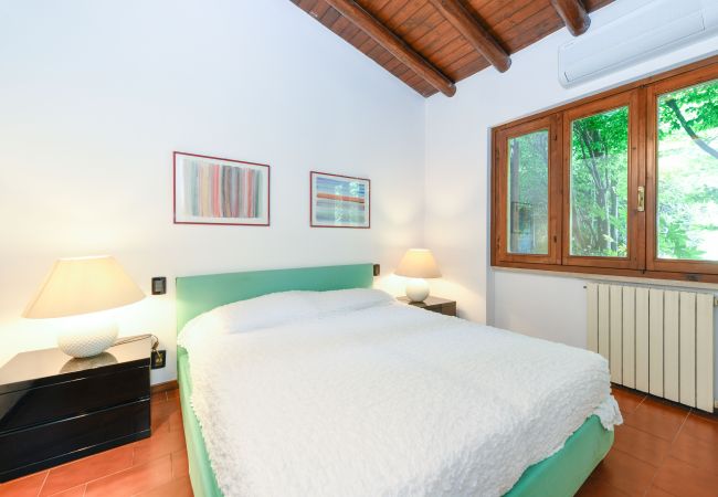 Villa in Moniga del Garda - Villa Maria Villa in Moniga del Garda - Villa Maria