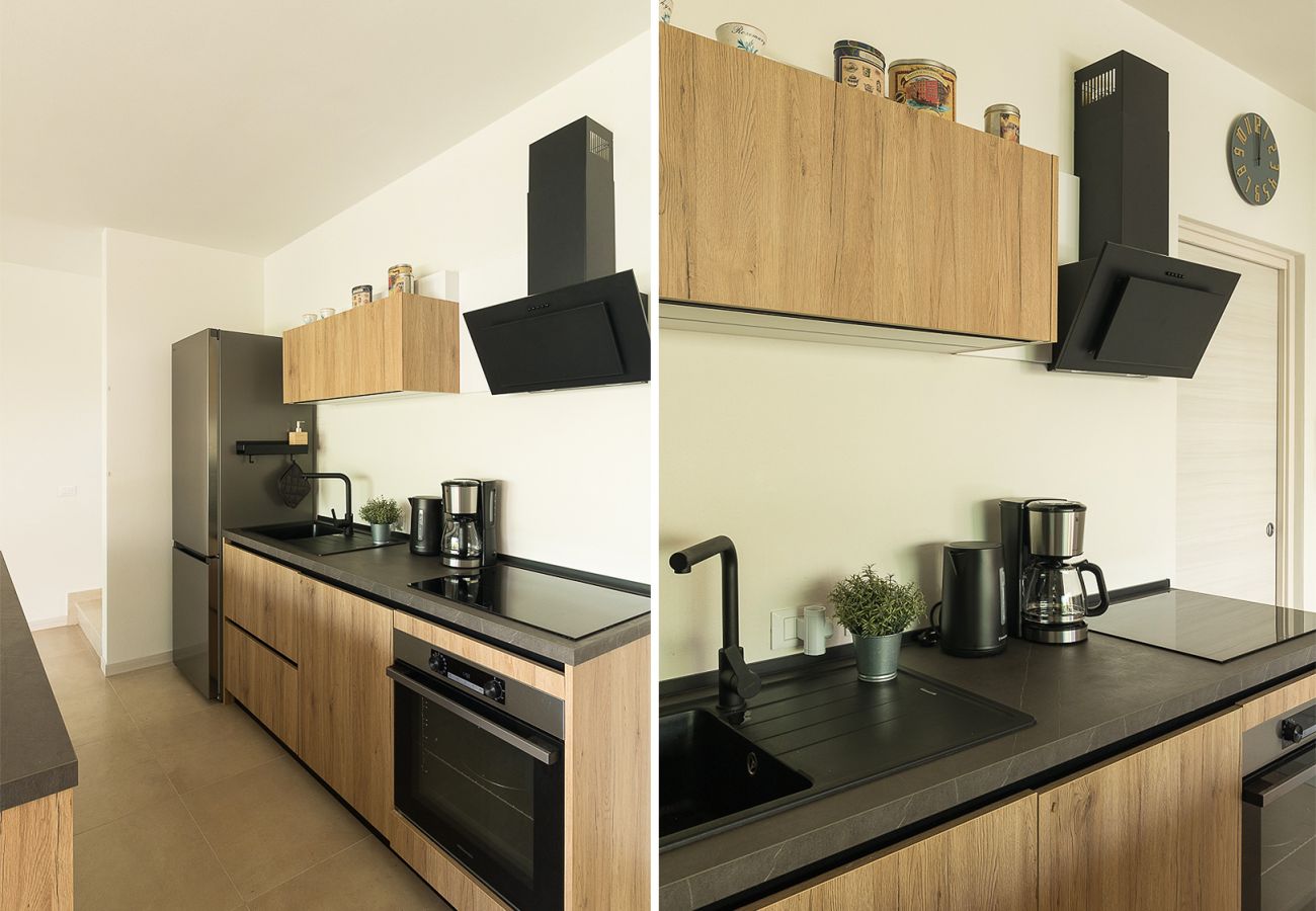 Villa in Manerba del Garda - Villa Fortuna al Lago by Garda FeWo