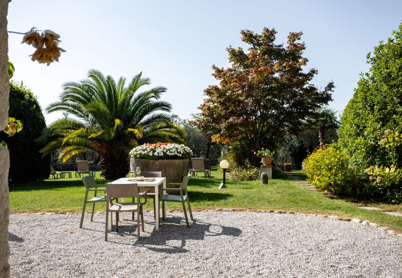 Residenz in San Felice del Benaco - Palazzo Trevignane - La Saletta Verde