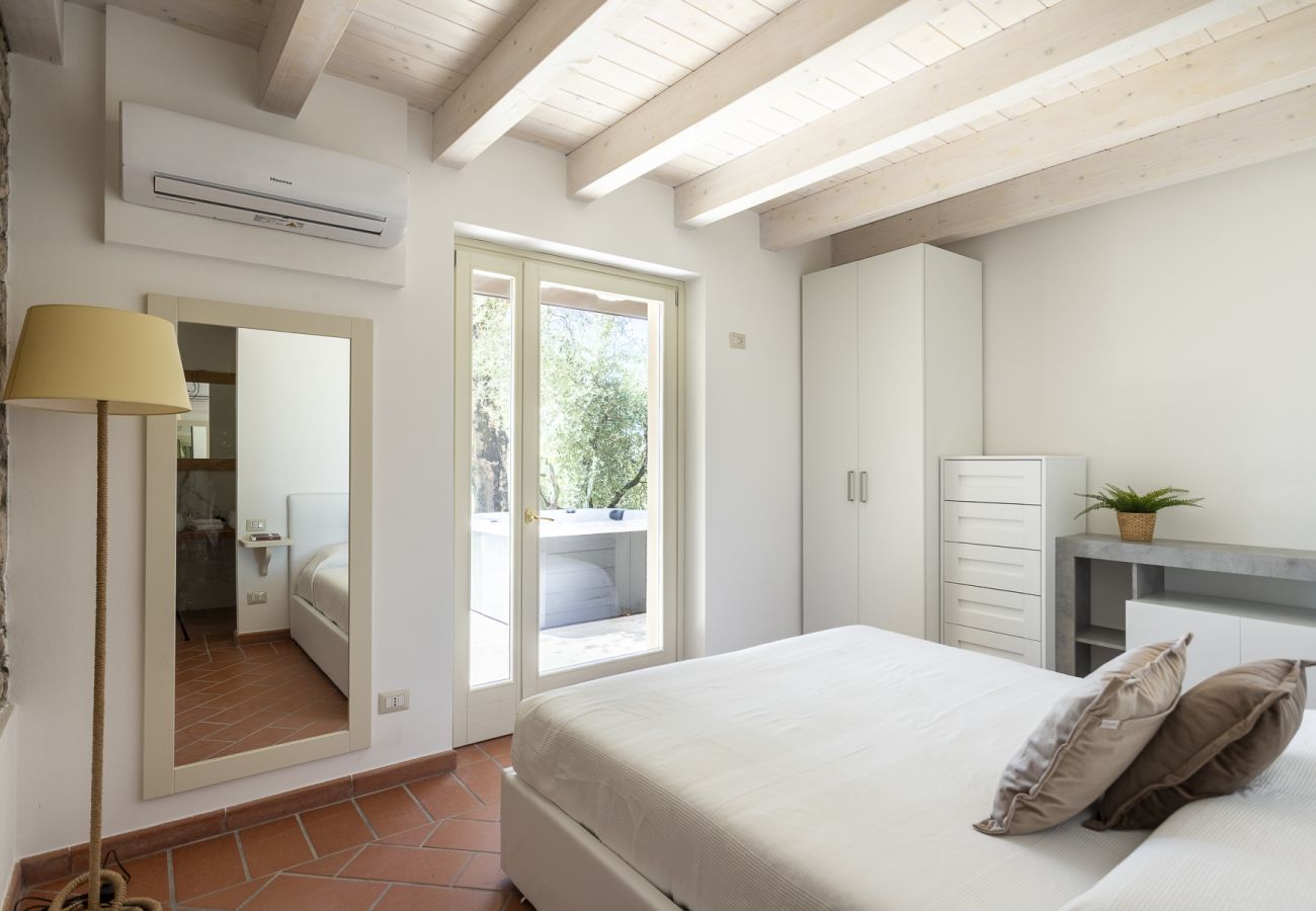 Ferienwohnung in Toscolano-Maderno - Cà Pietra by Garda FeWo